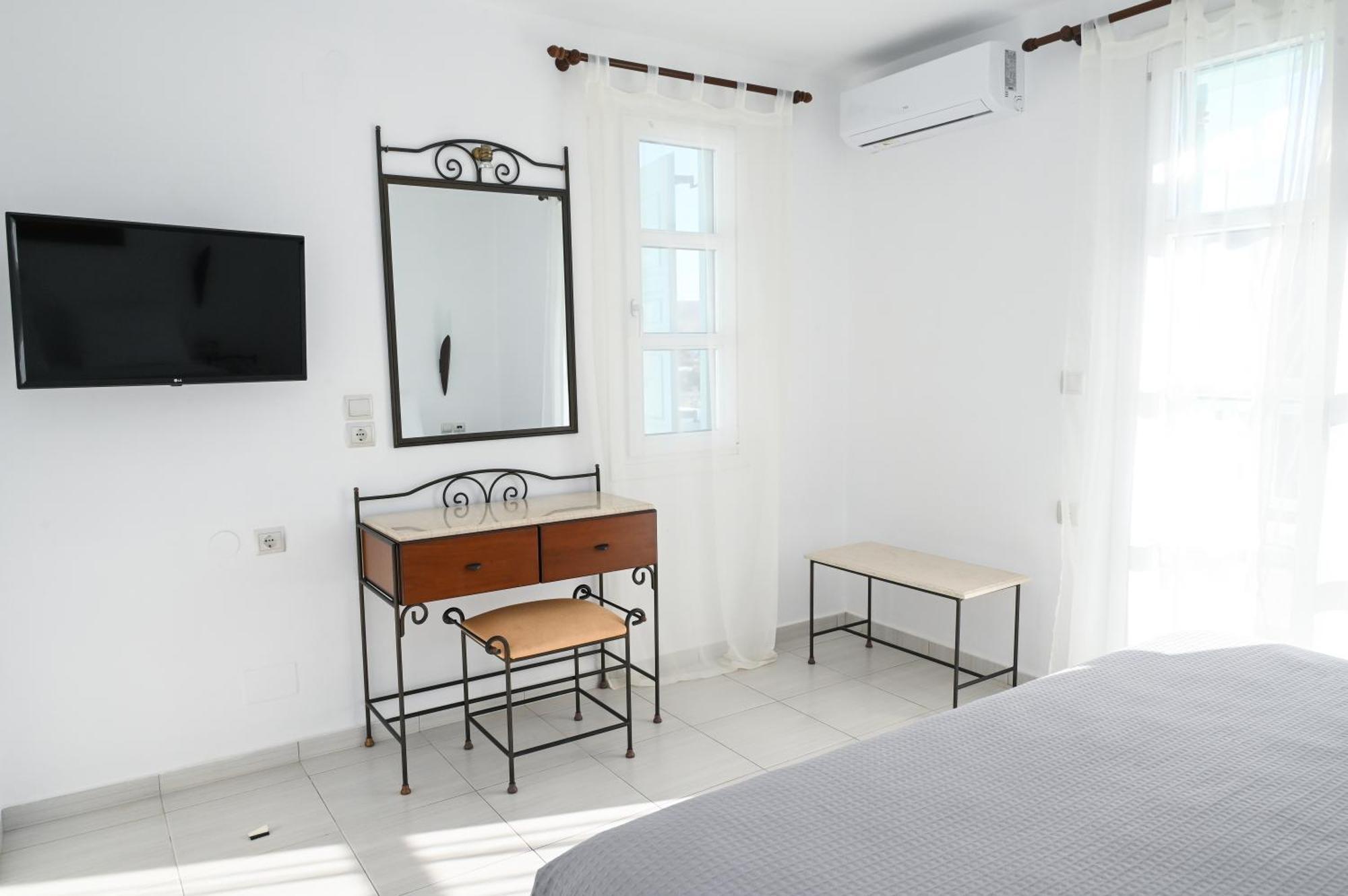 Asterias Boutique Hotel Pachaina ภายนอก รูปภาพ